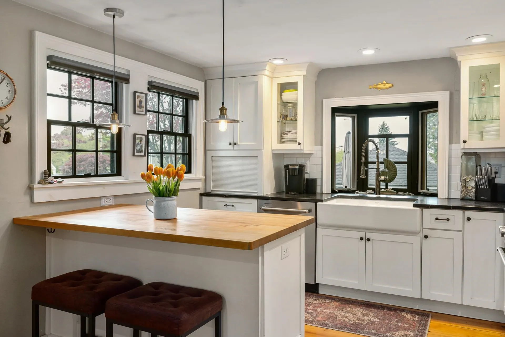 42 Main Street New Castle NH 03854