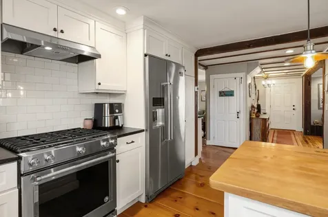 42 Main Street New Castle NH 03854