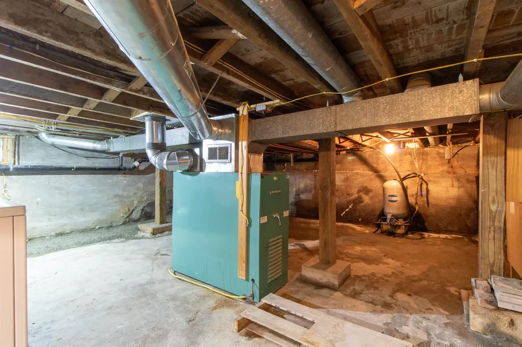 23 Willis Road Charleston VT 05872