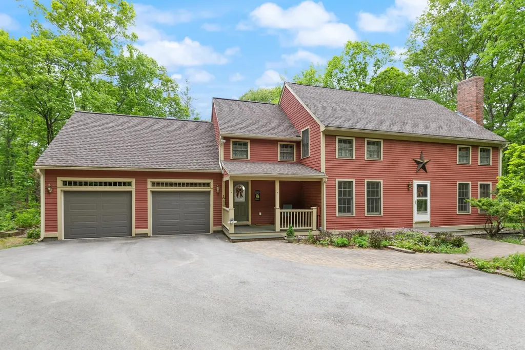 13 Potanipo Hill Road Brookline NH 03033