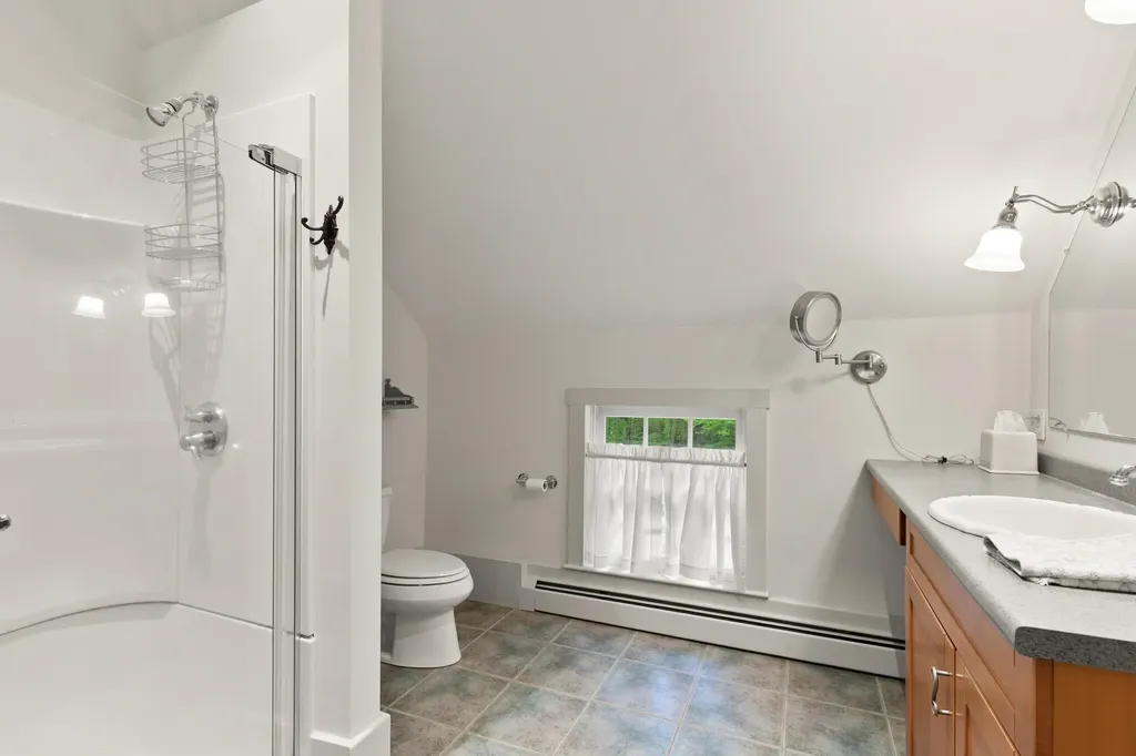 13 Potanipo Hill Road Brookline NH 03033