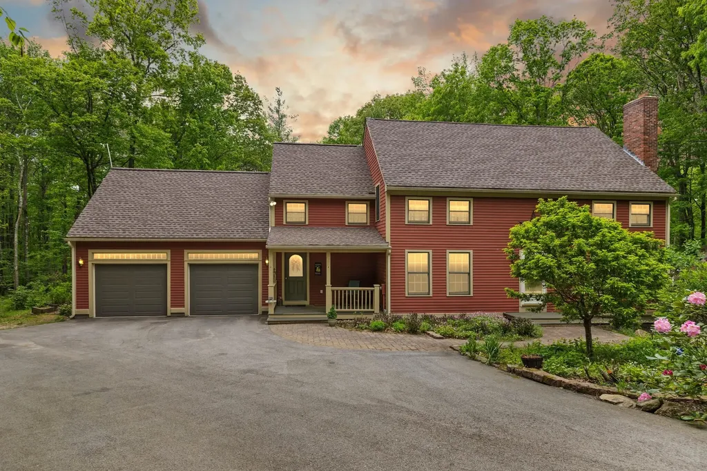 13 Potanipo Hill Road Brookline NH 03033