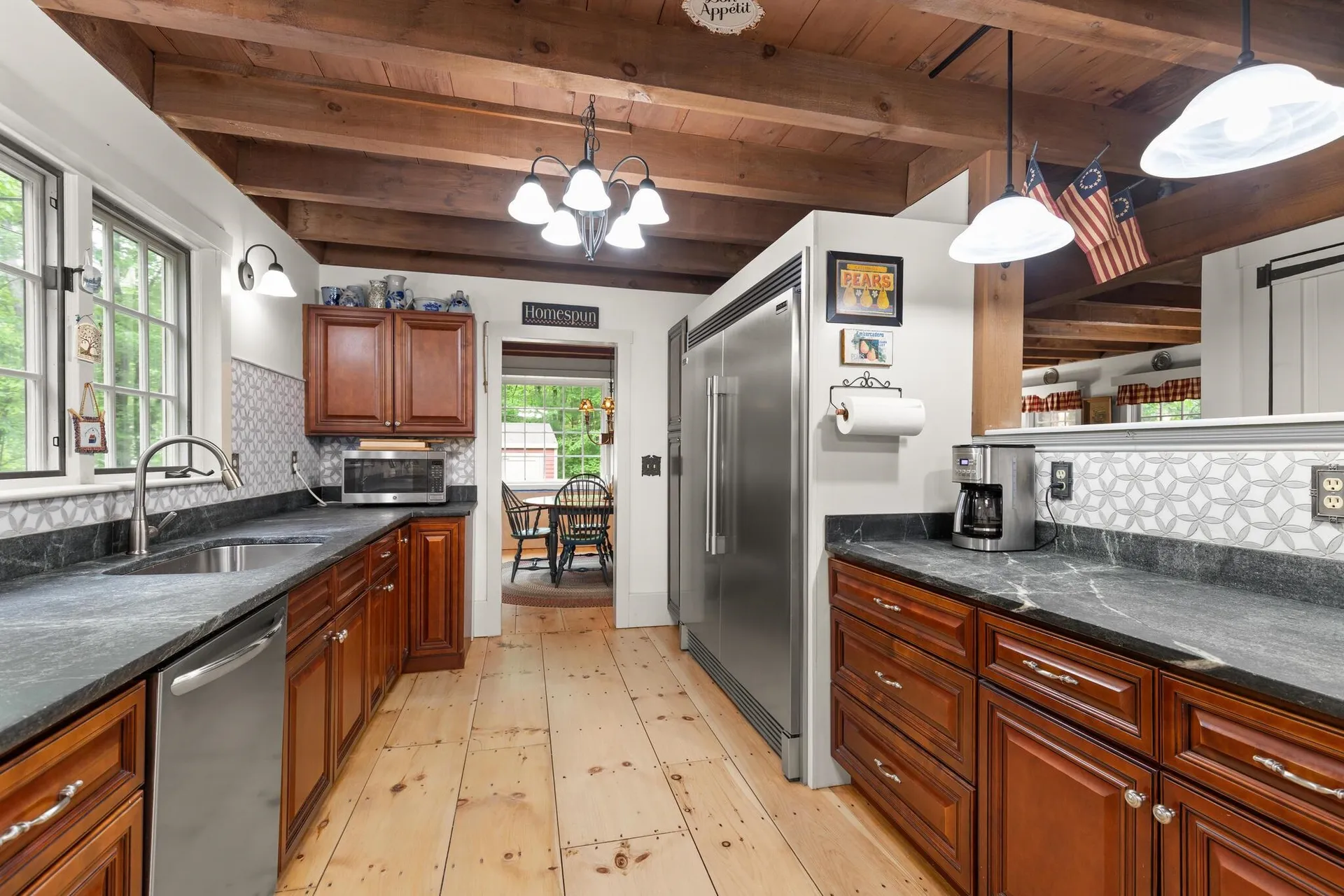 13 Potanipo Hill Road Brookline NH 03033