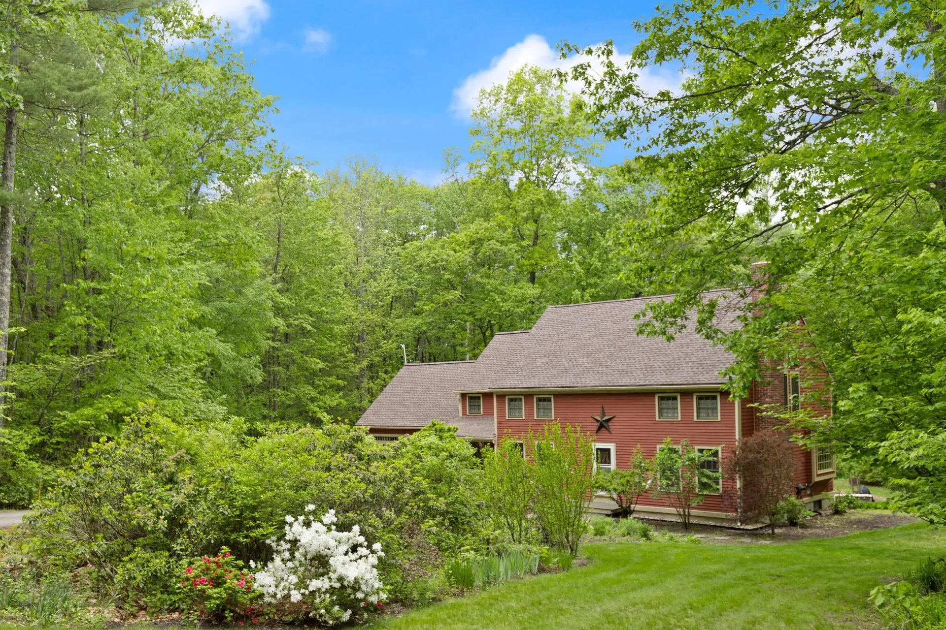 13 Potanipo Hill Road Brookline NH 03033