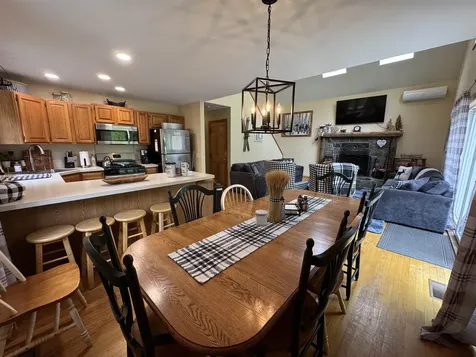 30 Big Bend Loop Wilmington VT 05363