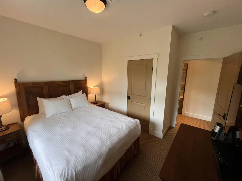 102 Forest Drive Warren VT 05674