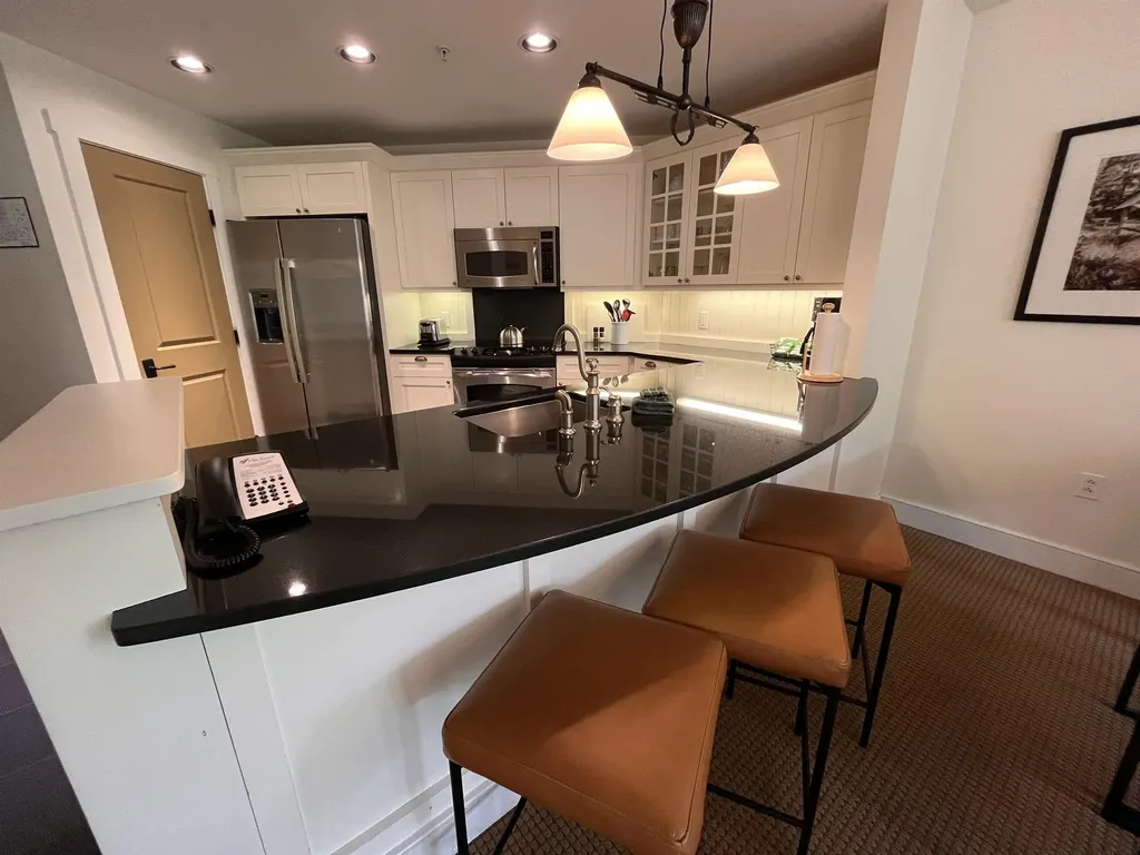 102 Forest Drive Warren VT 05674