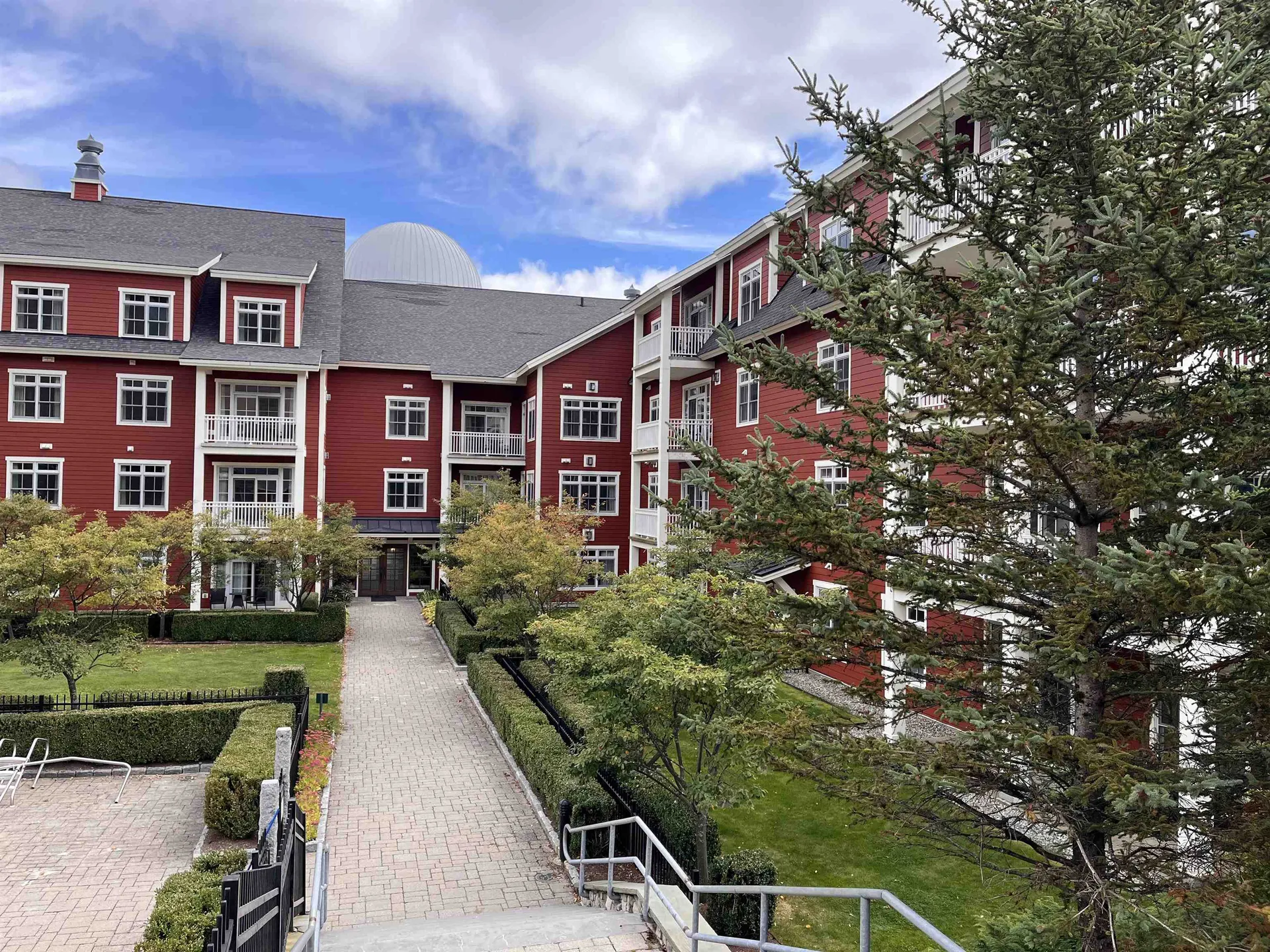 102 Forest Drive Warren VT 05674