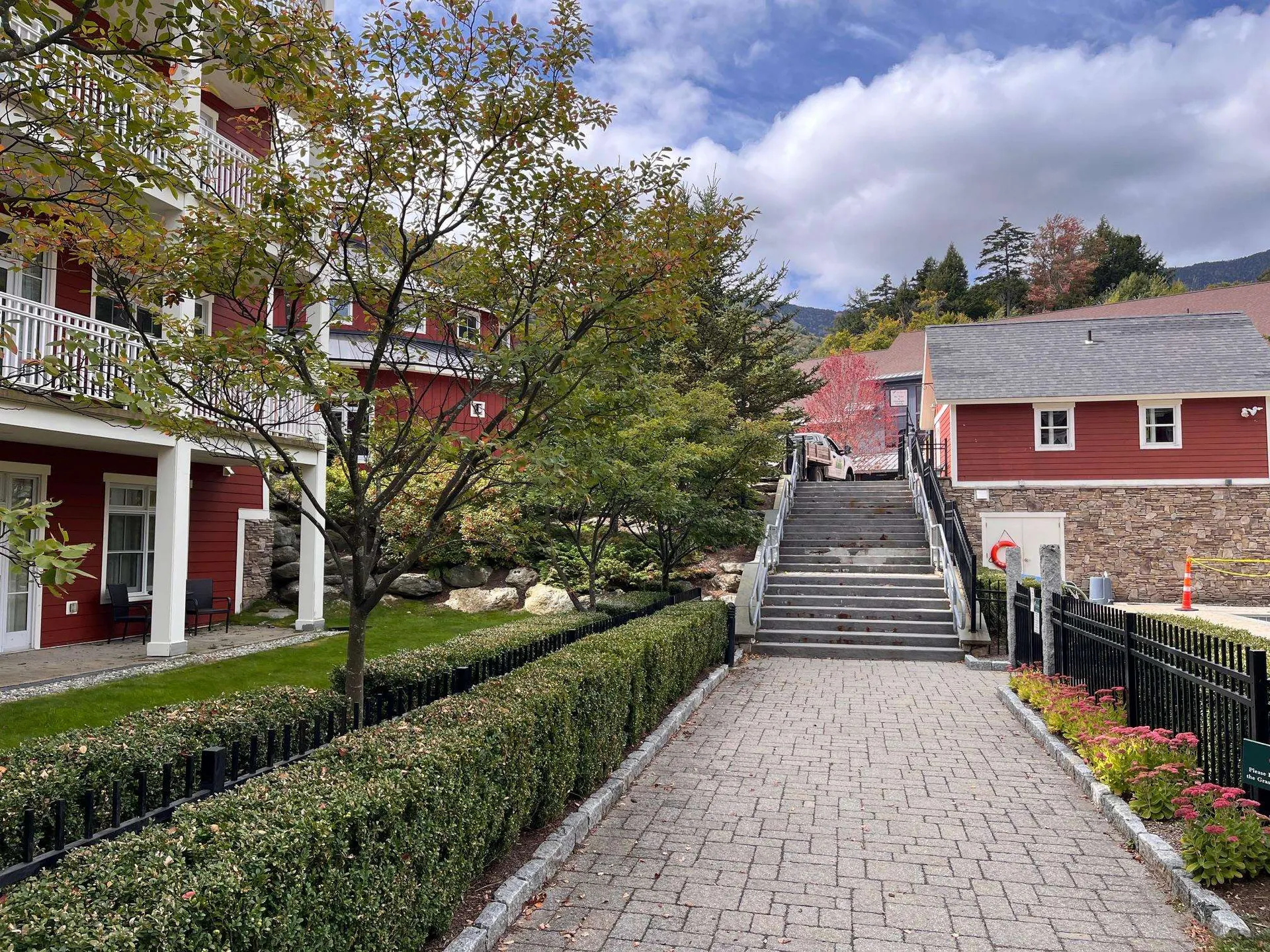 102 Forest Drive Warren VT 05674