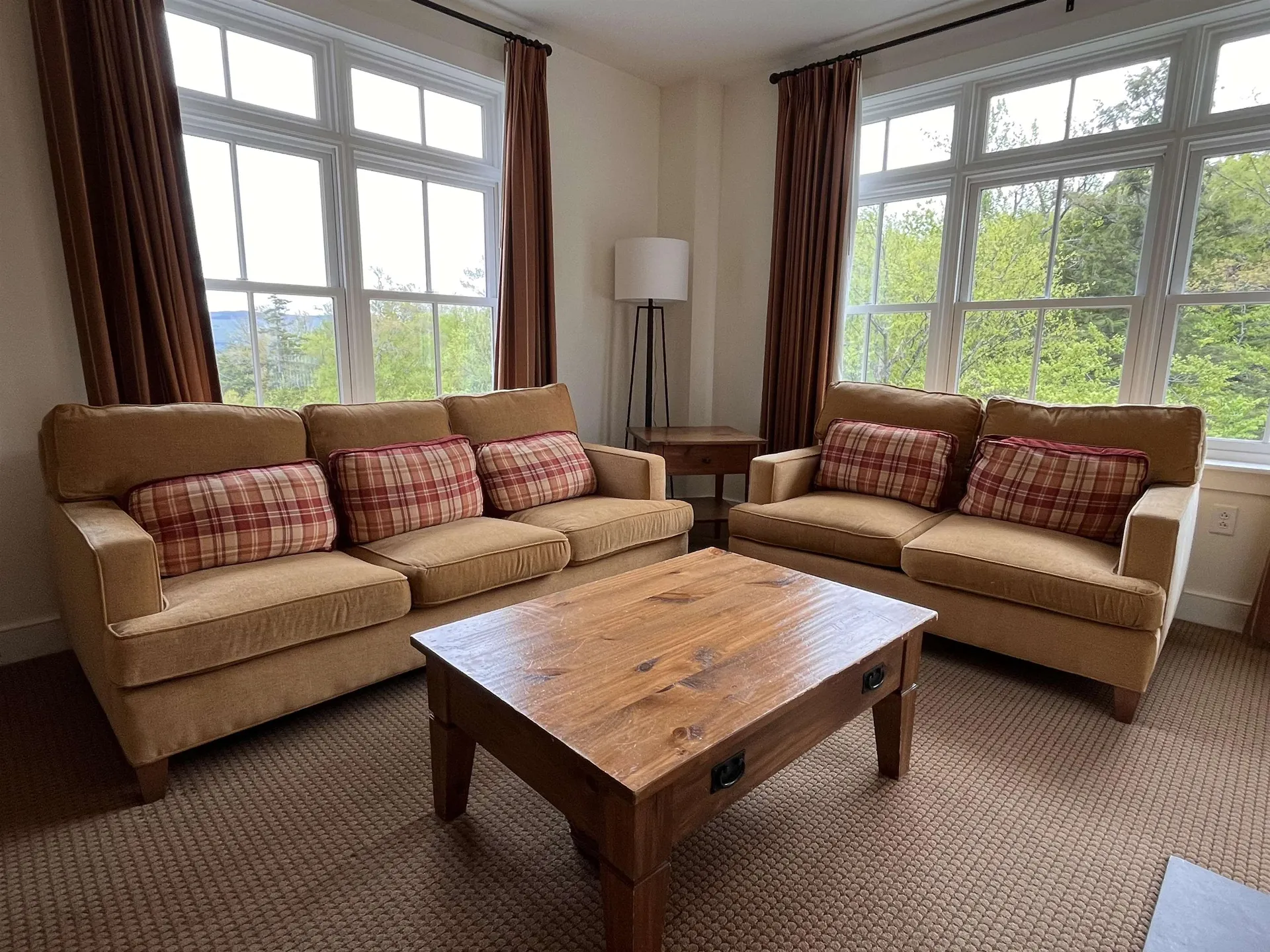 102 Forest Drive Warren VT 05674