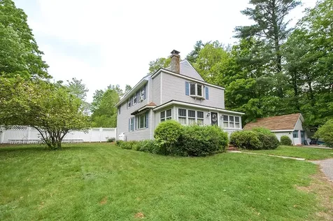 26 Main Street Sandown NH 03873