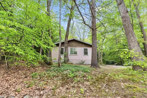 29 Centennial Drive Webster NH 03303