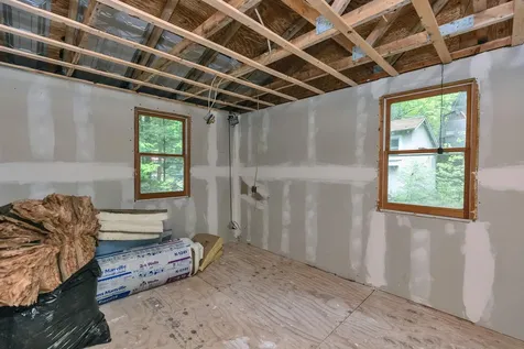 29 Centennial Drive Webster NH 03303