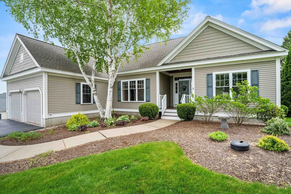 5 Smithfield Lane Bedford NH 03110