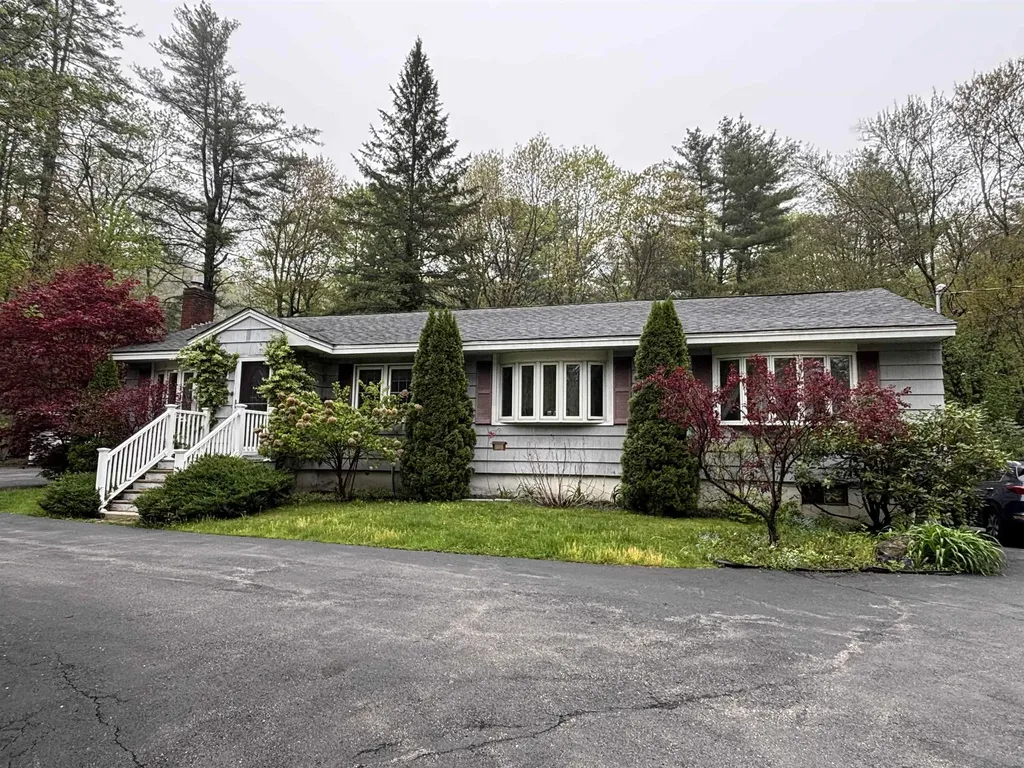 68 N Lowell Road Windham NH 03087-1671