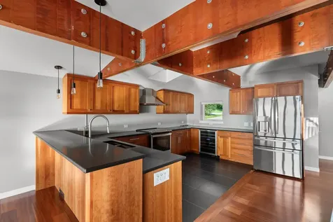 430 Clearwater Road Shelburne VT 05482
