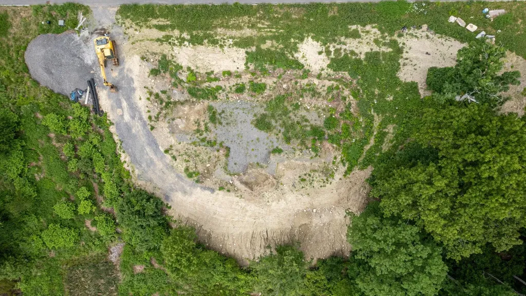 35 Steele Derry NH 03038