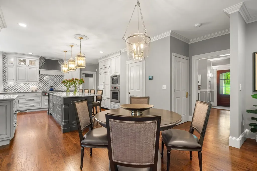 52 Hardy Road Bedford NH 03110