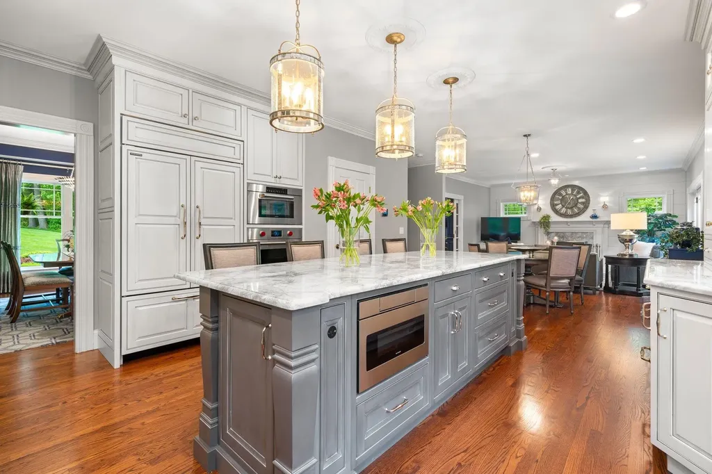 52 Hardy Road Bedford NH 03110