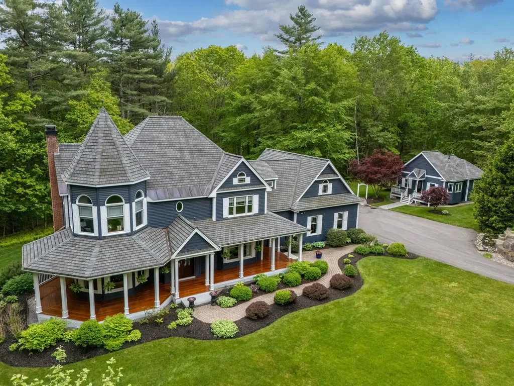 52 Hardy Road Bedford NH 03110