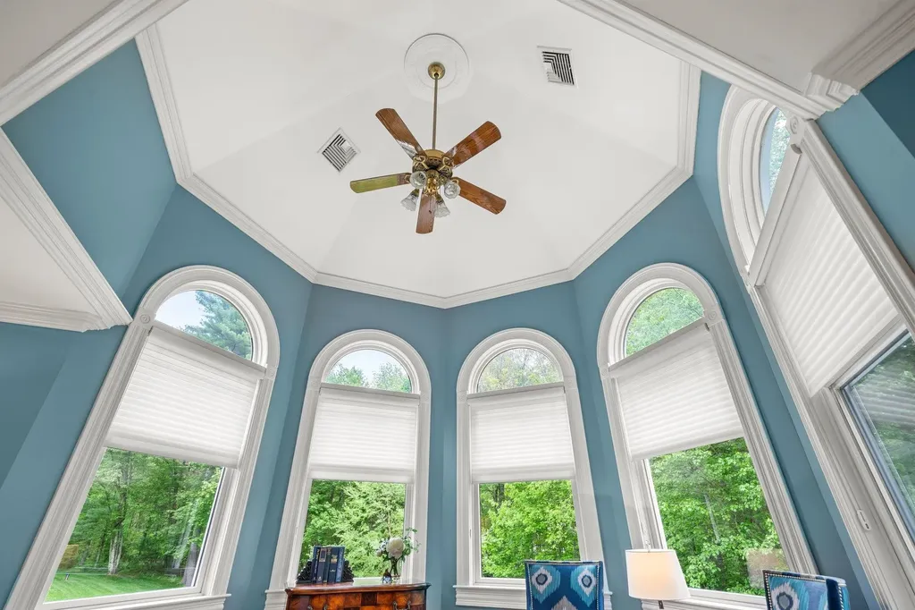 52 Hardy Road Bedford NH 03110