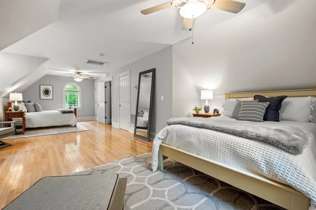 52 Hardy Road Bedford NH 03110