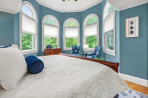 52 Hardy Road Bedford NH 03110