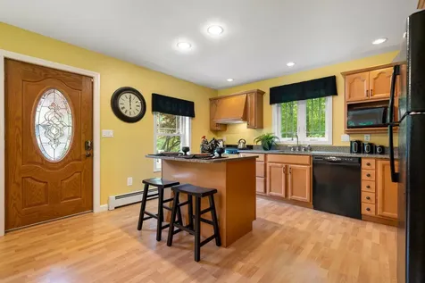 52 Hardy Road Bedford NH 03110