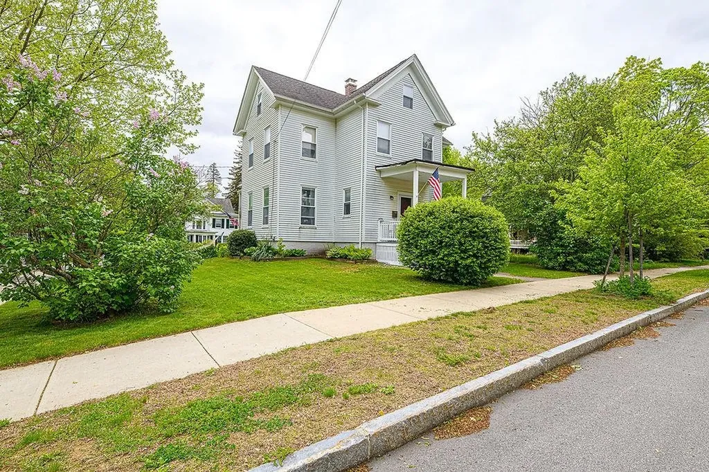 2 Hamilton Street Dover NH 03820