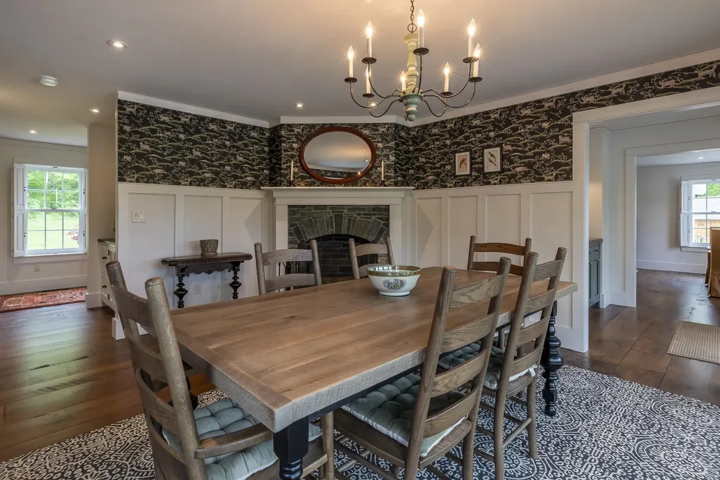 1640 Three Maple Drive Manchester VT 05255