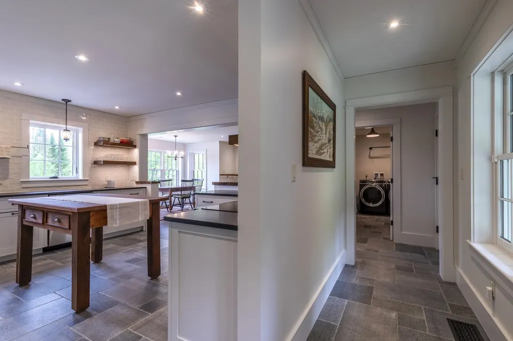 1640 Three Maple Drive Manchester VT 05255