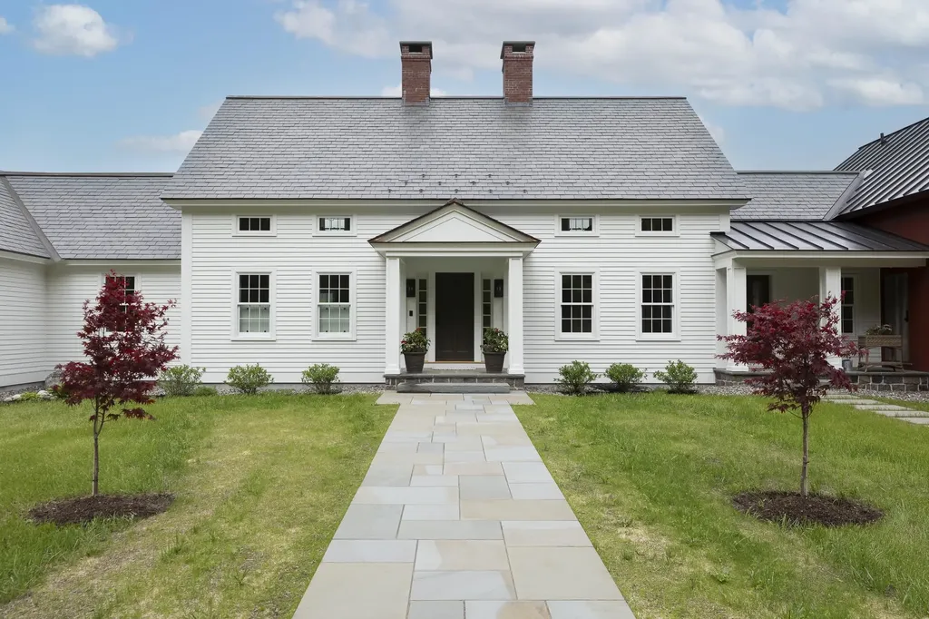 1640 Three Maple Drive Manchester VT 05255