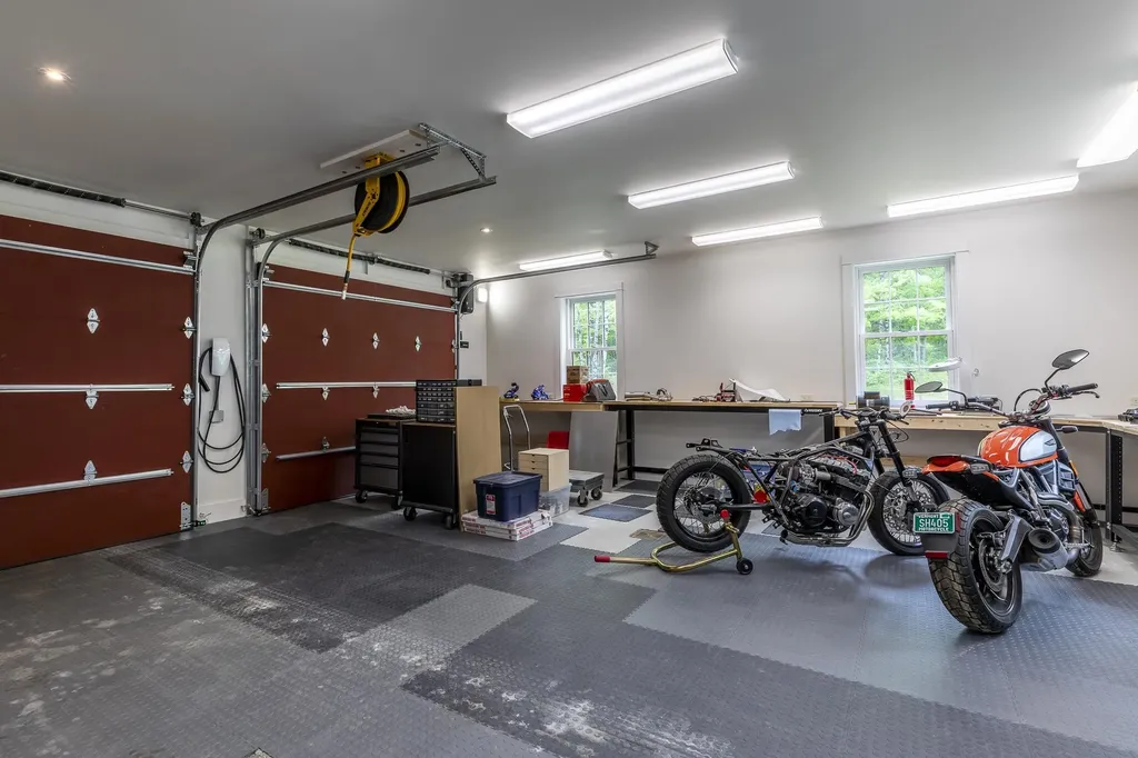 1640 Three Maple Drive Manchester VT 05255