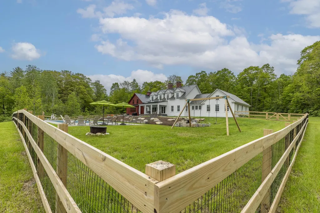 1640 Three Maple Drive Manchester VT 05255