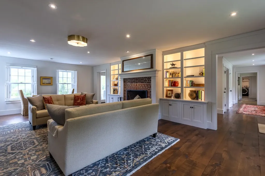 1640 Three Maple Drive Manchester VT 05255