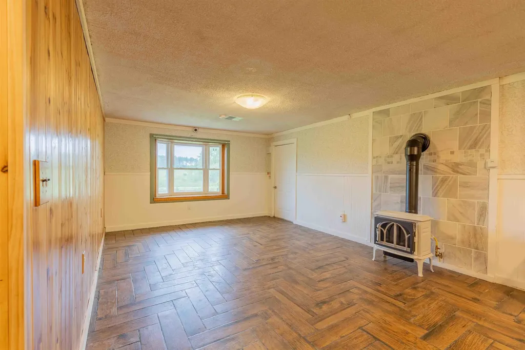 122 Flagg Road Rochester NH 03839