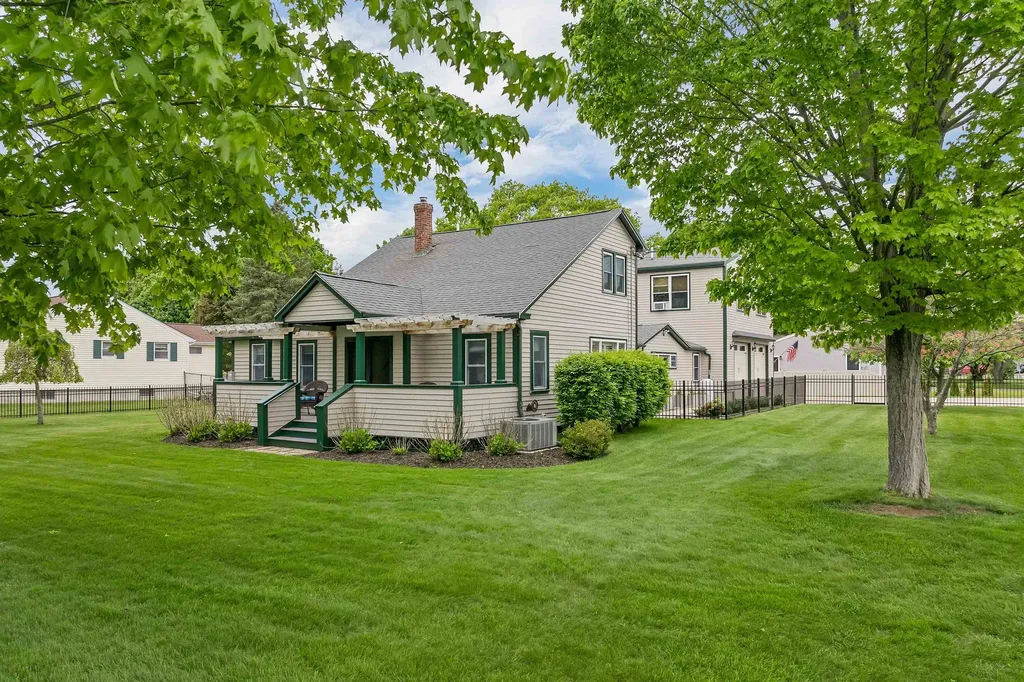 163 Ocean Road Portsmouth NH 03801