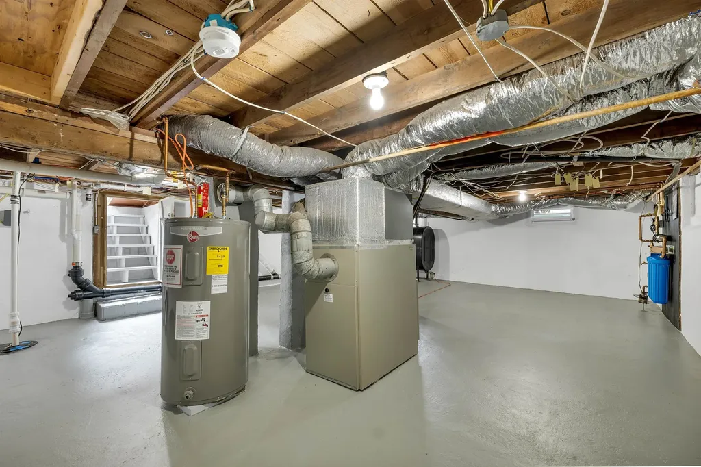 163 Ocean Road Portsmouth NH 03801