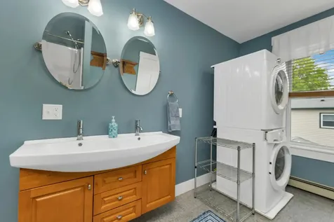 163 Ocean Road Portsmouth NH 03801