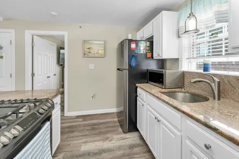12 Atlantic Avenue Hampton NH 03842
