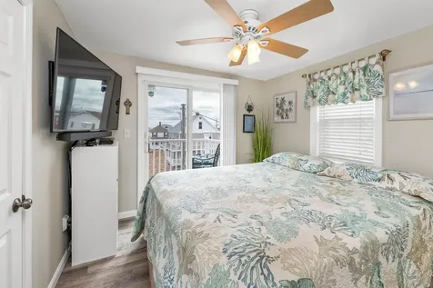 12 Atlantic Avenue Hampton NH 03842