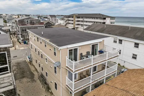 12 Atlantic Avenue Hampton NH 03842