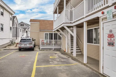 12 Atlantic Avenue Hampton NH 03842
