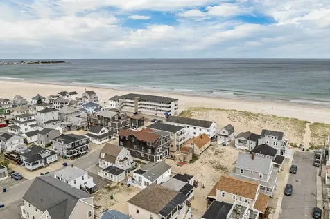 12 Atlantic Avenue Hampton NH 03842