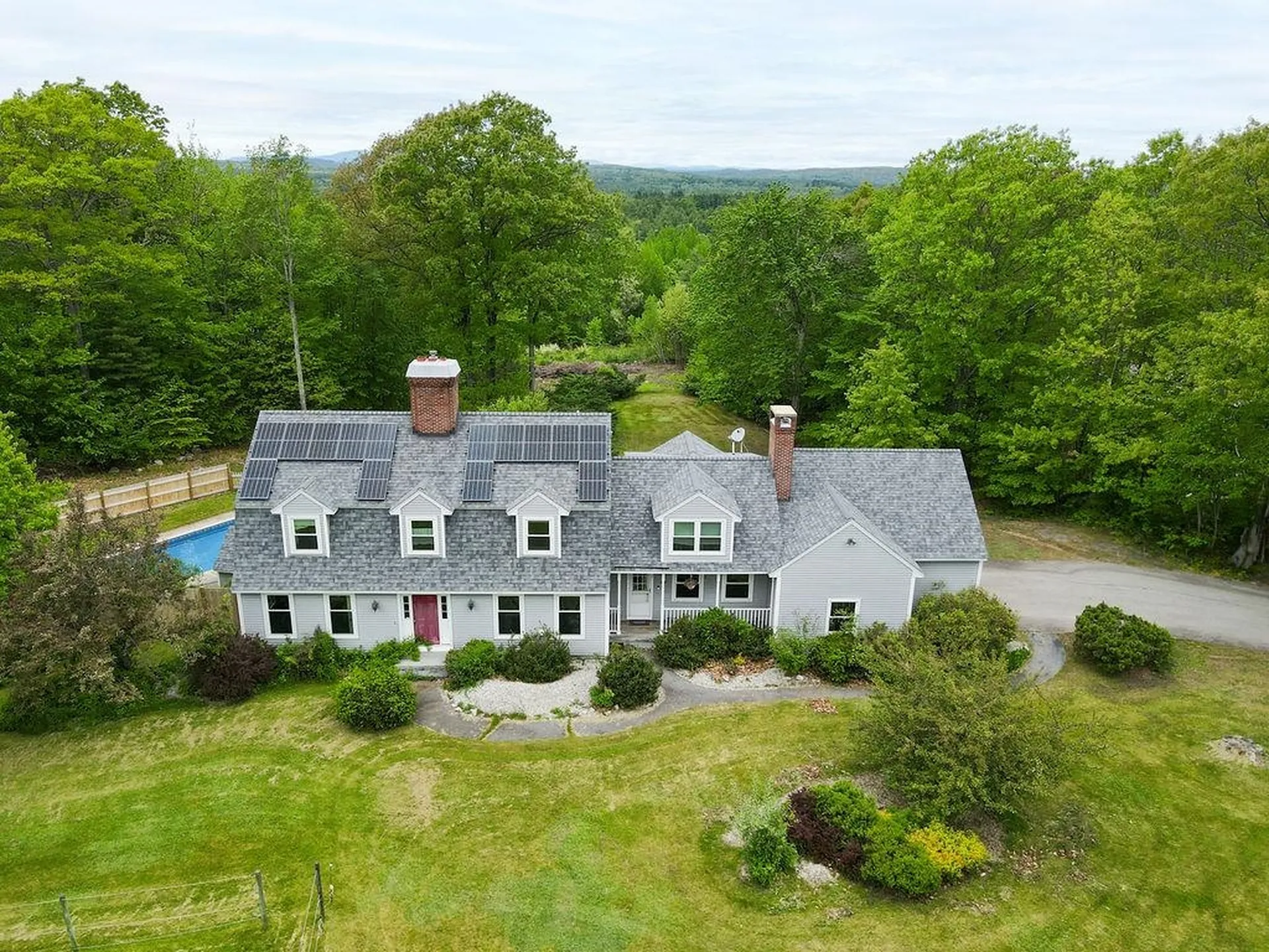 4 Longview Drive Bow NH 03304