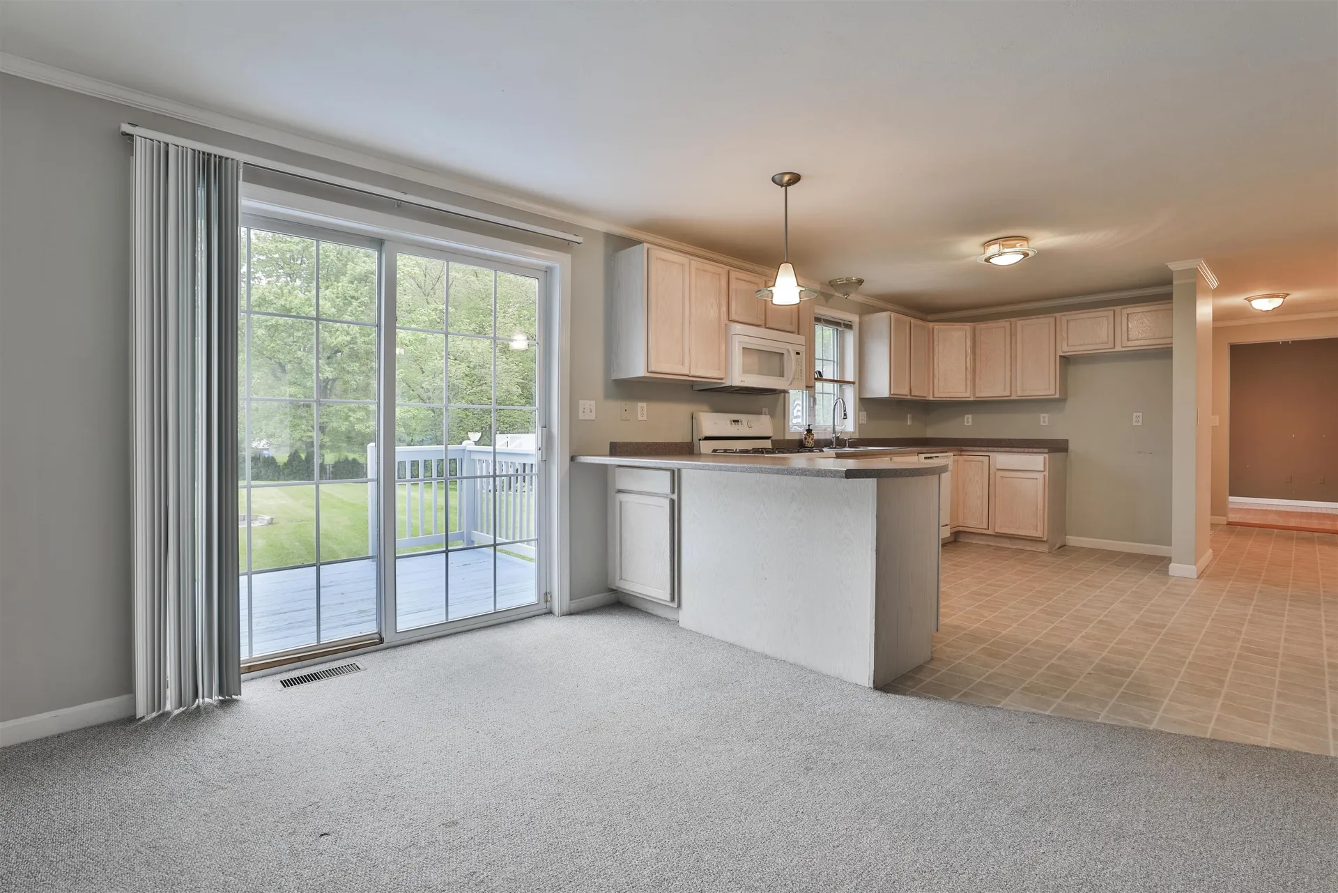 3 Ash Street Hudson NH 03051