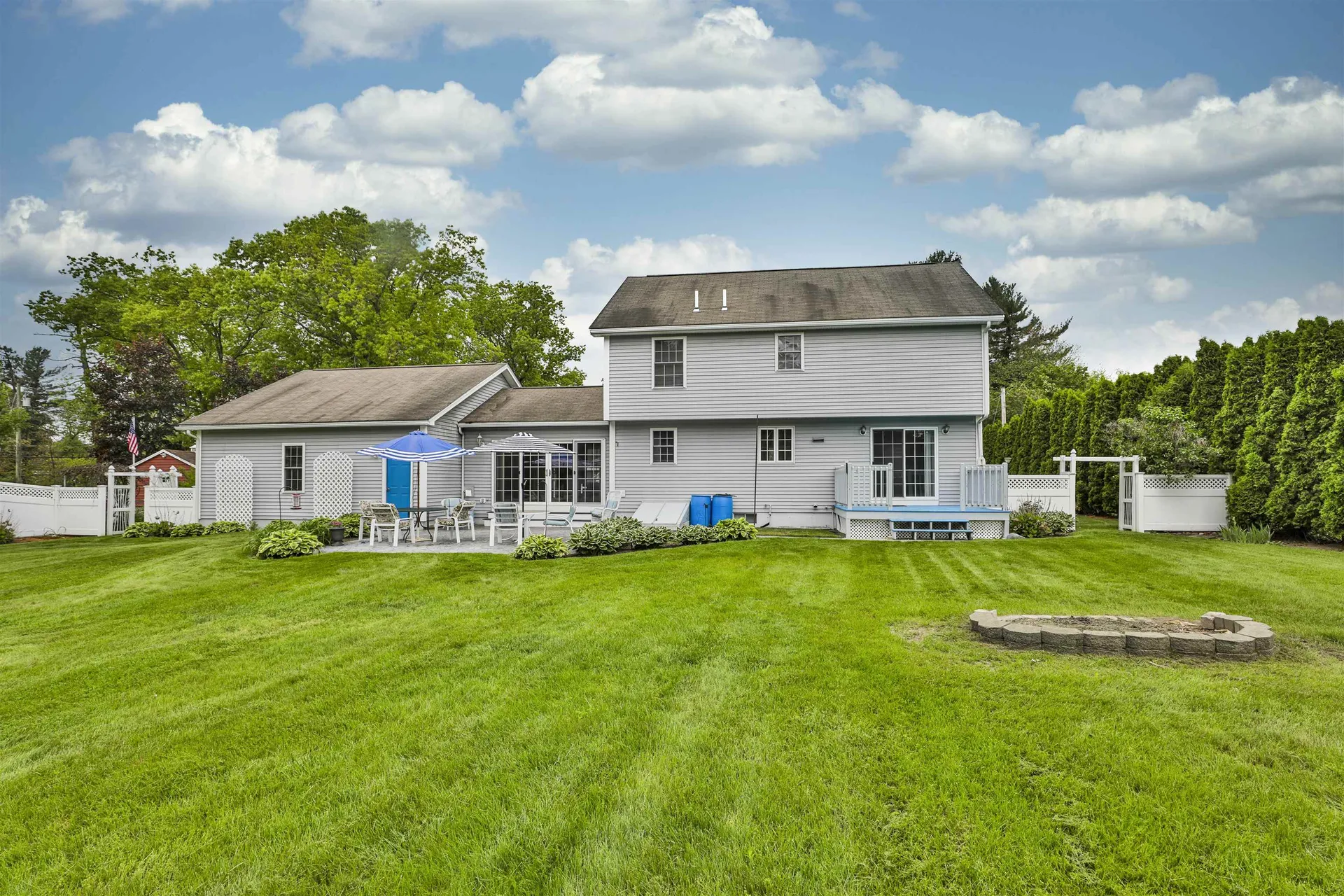3 Ash Street Hudson NH 03051