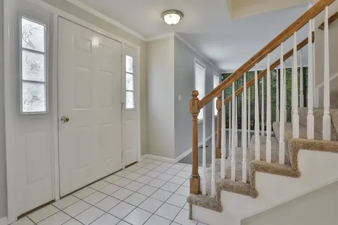 3 Ash Street Hudson NH 03051