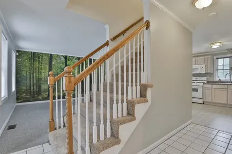 3 Ash Street Hudson NH 03051