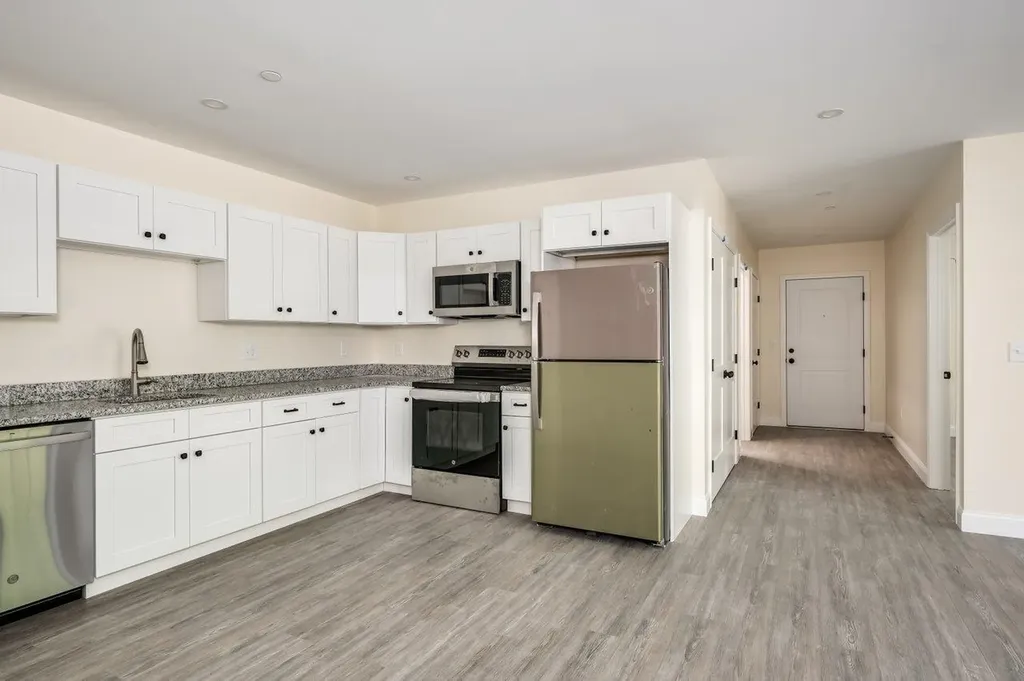 725 Central Avenue Dover NH 03820